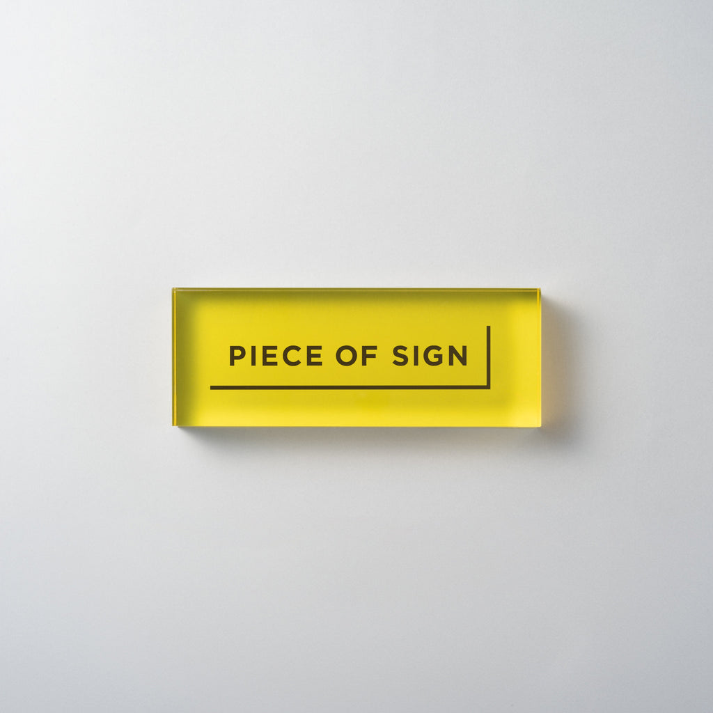 COUNTER / TABLE TOP SIGN – Acrylic Color Printing
