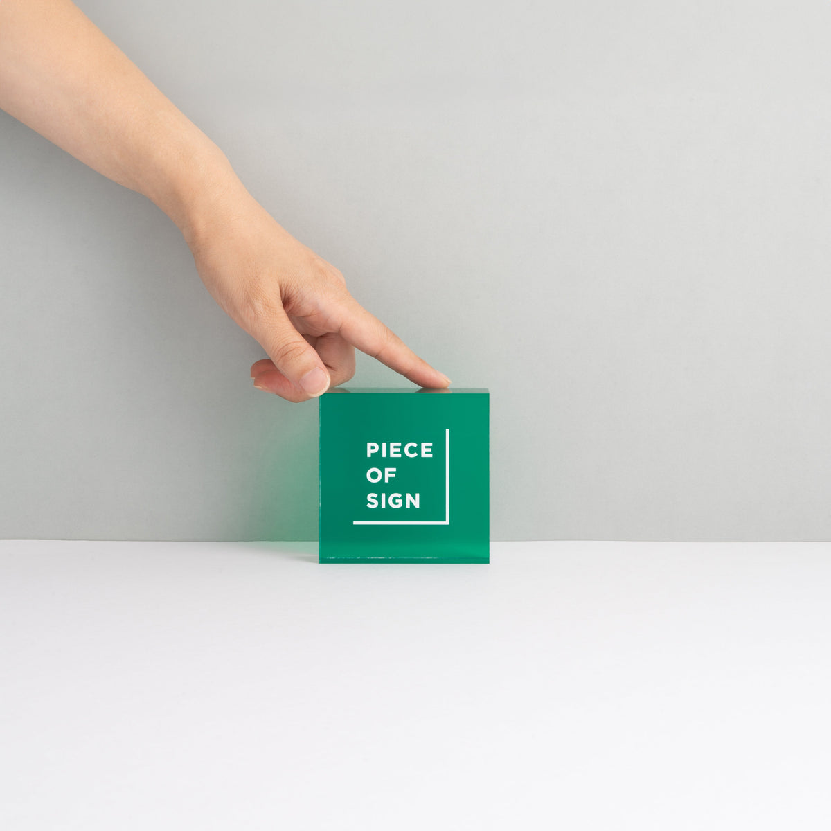 COUNTER / TABLE TOP SIGN – Acrylic Color Printing