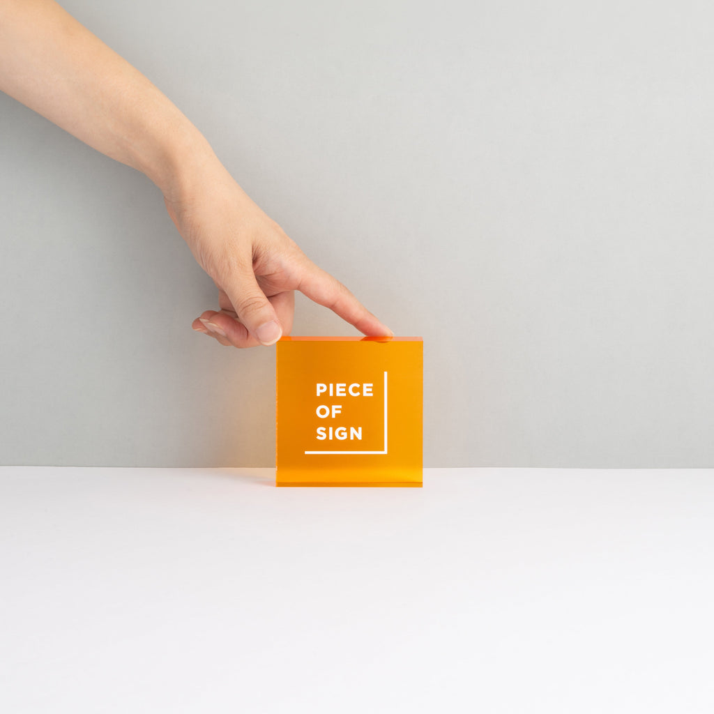 COUNTER / TABLE TOP SIGN – Acrylic Color Printing