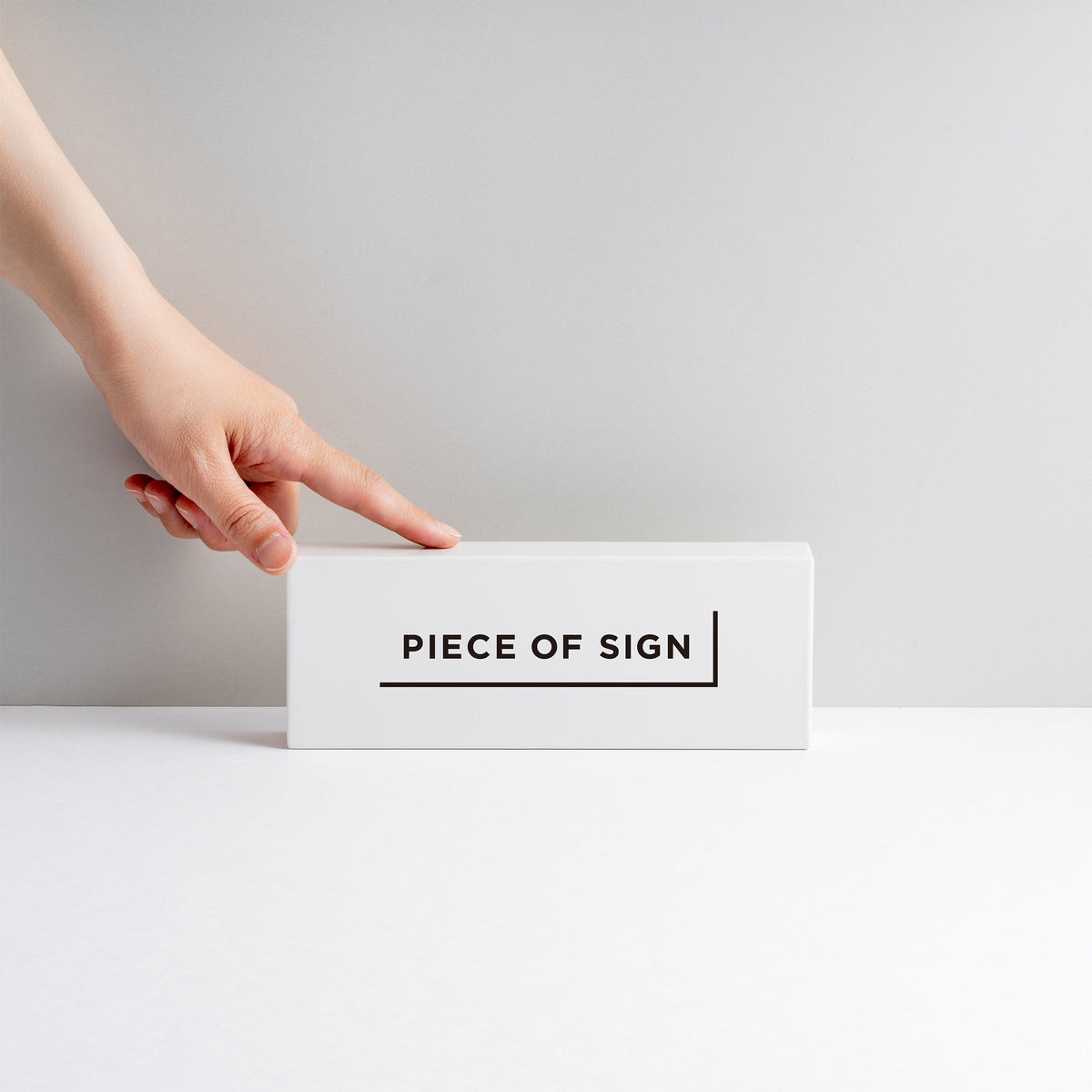 COUNTER / TABLETOP SIGN