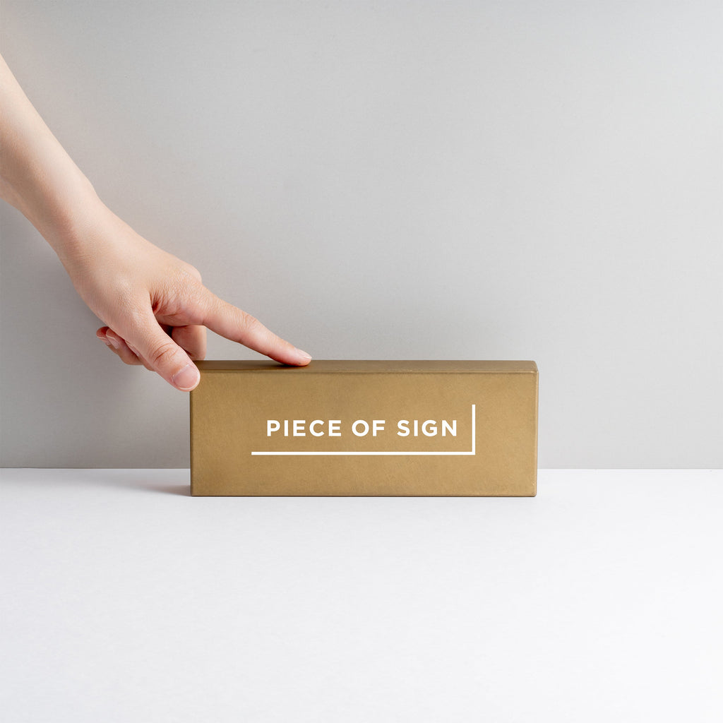 COUNTER / TABLETOP SIGN
