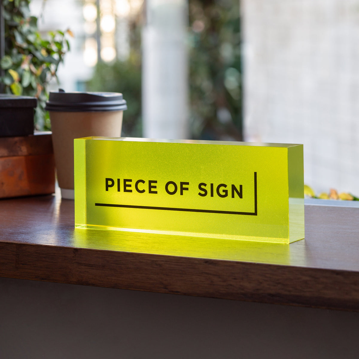 COUNTER / TABLE TOP SIGN – Acrylic Color Printing