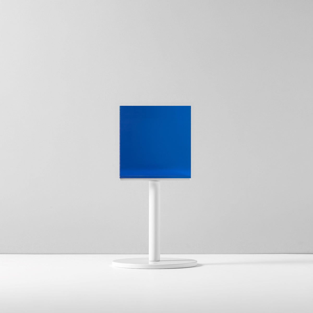 Tabletop Block Stand – WHITE