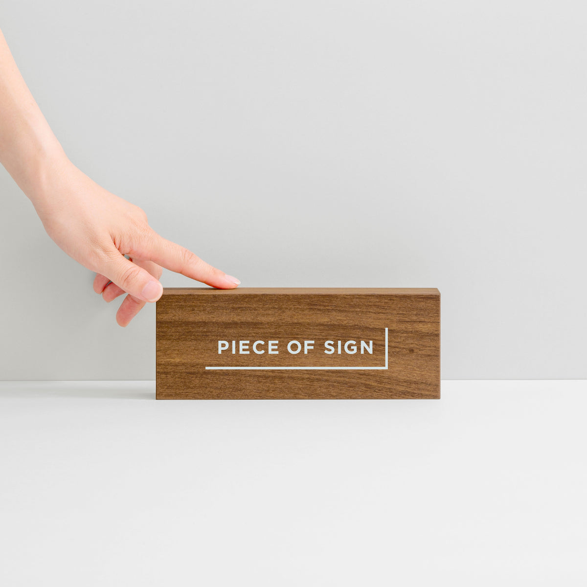 COUNTER / TABLETOP SIGN