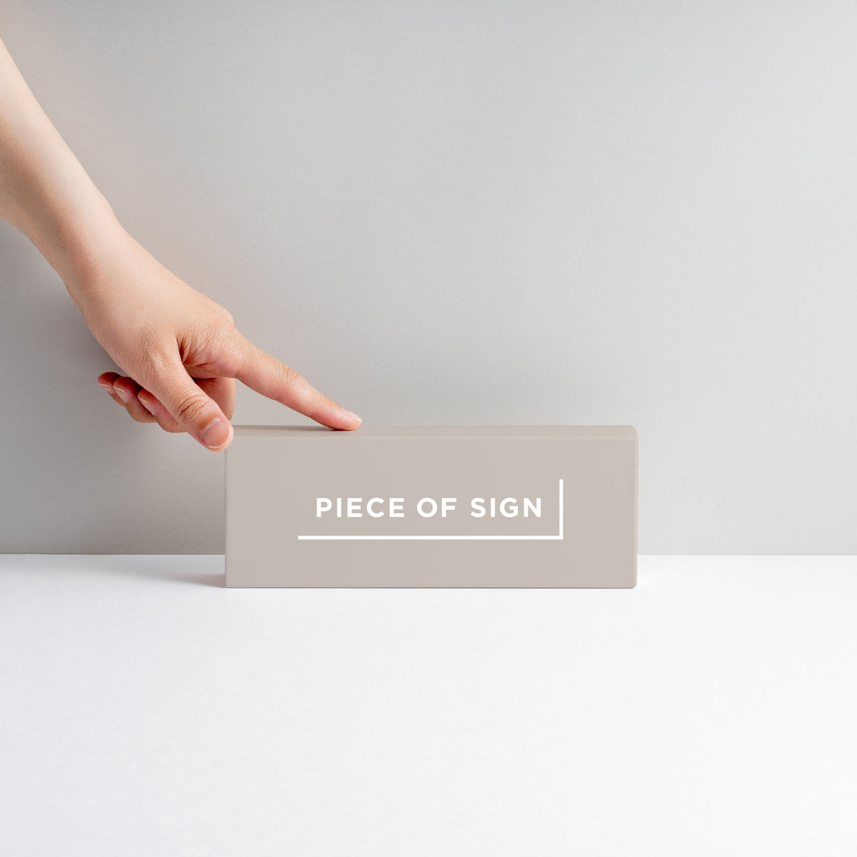 COUNTER / TABLETOP SIGN