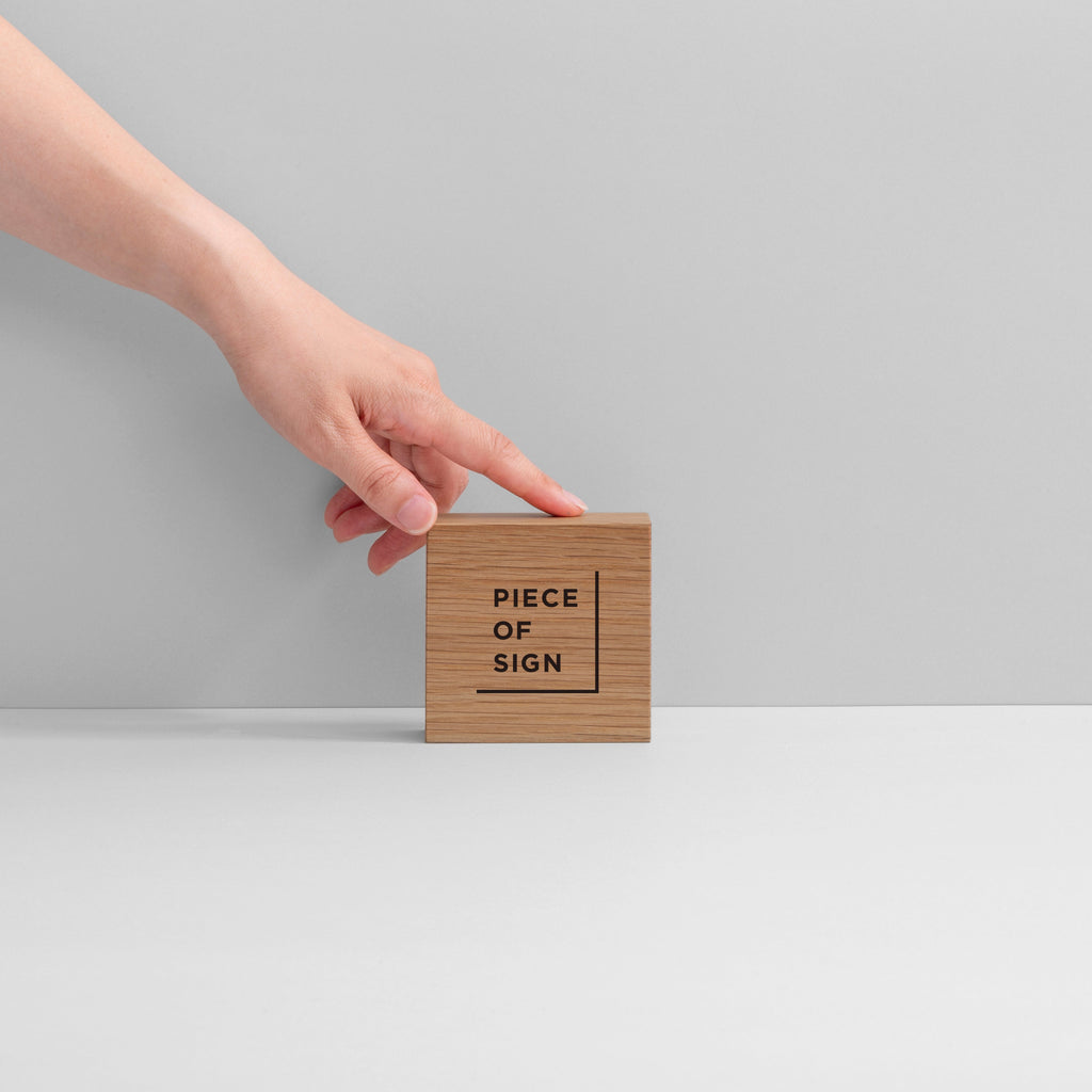 COUNTER / TABLETOP SIGN
