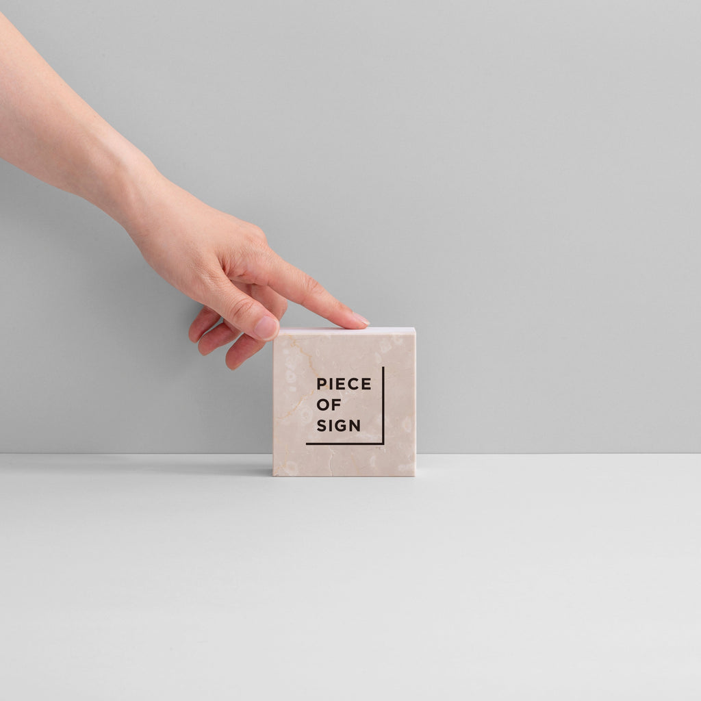 COUNTER / TABLETOP SIGN